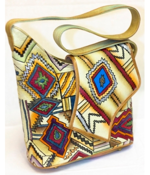 Женская сумка из натуральной кожи яркой расцветки
